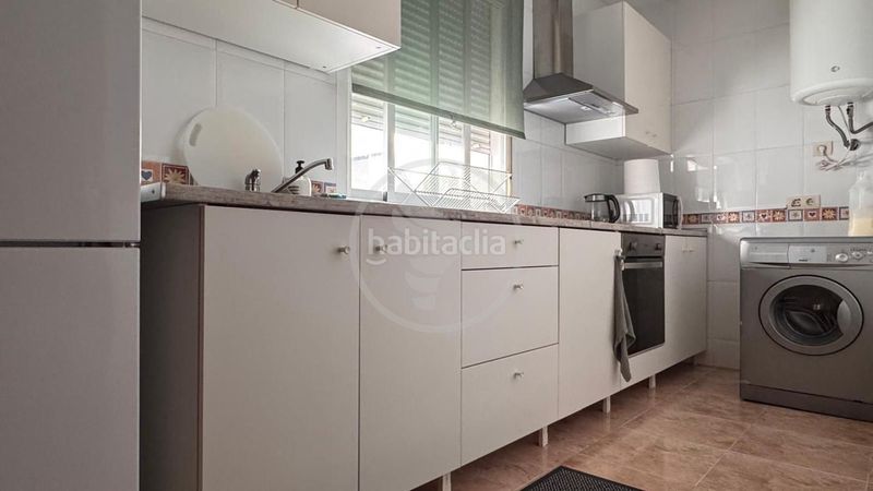 Foto d0999f43-4cf5-46d7-9c66-979a34bf231c. Pis a Linarejos Linares