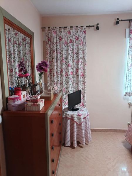 Foto cecad9a0-dab7-481e-b165-a23eb143982f. Casa venta casadúplex. en La Paz - Las Américas Linares