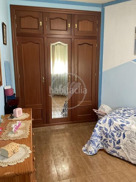 Foto 0beee4f1-ec1d-4707-8784-dc352e7c9c97. Casa amb piscina a Linarejos Linares