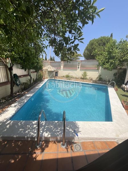 Foto 24419569-5bd2-4f87-a986-7fb885a41c96. Casa amb piscina a Linarejos Linares