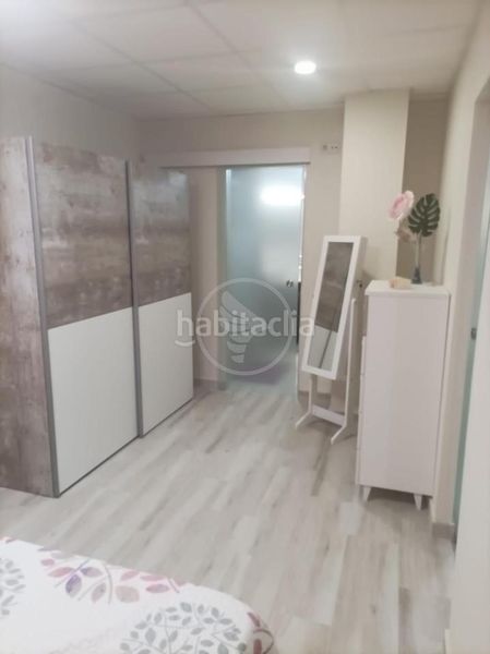 Foto 8d43b65a-94ea-4736-8b0b-9fc06b4d3727. Casa amb piscina a Linarejos Linares