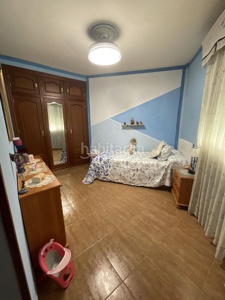 Foto c3dd9259-4de0-4465-be5f-6d4e0a5a84de. Casa amb piscina a Linarejos Linares