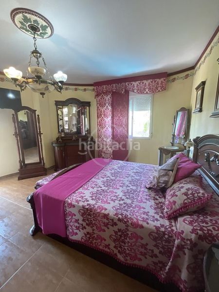 Foto ddbde812-8f55-4934-b584-7f76fdfed0d6. Casa amb piscina a Linarejos Linares