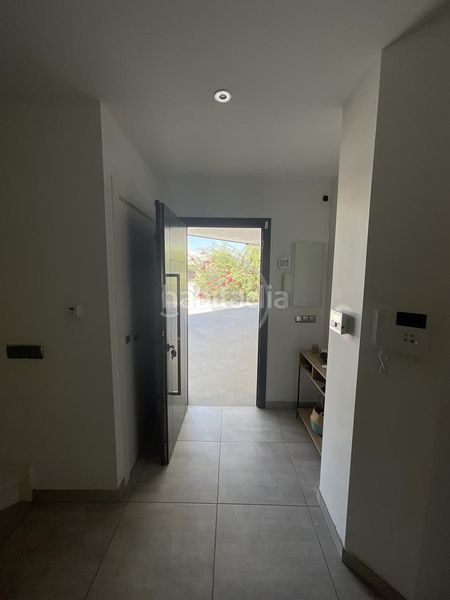 Foto 5847d3c7-4902-4a85-adae-756a78508435. Casa amb piscina a Linarejos Linares