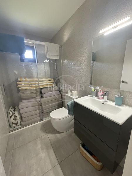 Foto 8c750f24-3afc-485d-86bc-892759581026. Casa amb piscina a Linarejos Linares
