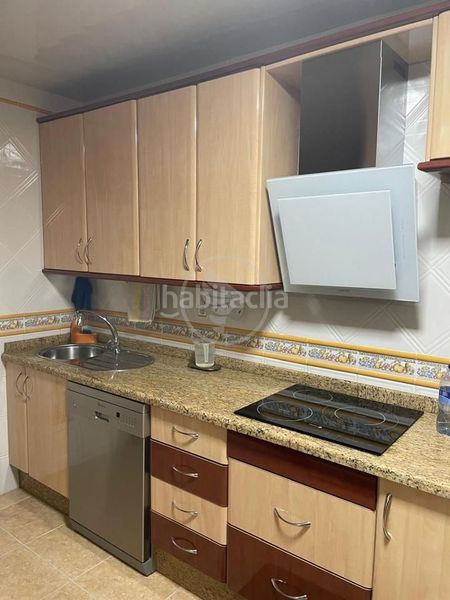 Foto a093d3ab-e25d-4f87-a783-98bc139181c0. Pis amb aparcament a Zona Hospital Linares
