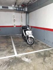 Car parking in Passatge d'En Sagristà