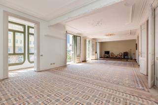 Piso  Rambla de catalunya. Exclusiva oportunidad en rambla catalunya junto a diagonal