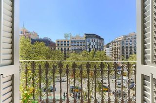 Location Appartement  Passeig de gràcia. Vive el corazón de barcelona. una residencia única en paseo de g