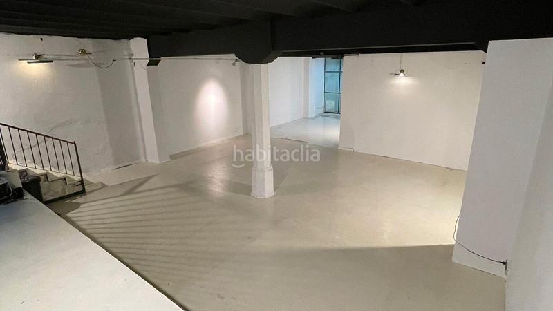 Foto 21af477e-7a45-4702-a049-3747a12a7bf5. Local comercial oportunidad exclusiva en enric granados en Barcelona