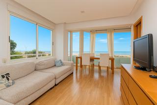 Miete Etagenwohnung  Carrer del ferrocarril. Luminoso piso en les botigues de sitges con vistas al mar, pisci