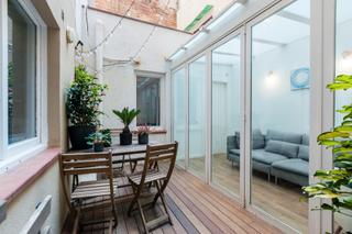Lloguer Pis  Carrer de sant elies. Carolina martí presenta esta encantadora vivienda con terraza, u
