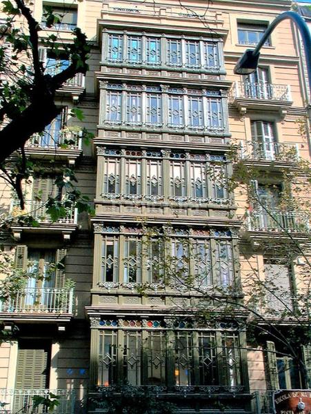 Foto abbcbfb4-eb4a-4b39-944e-f70b1ff280cb. Piso encanto histórico y diseño contemporáneo en Dreta de l´Eixample Barcelona