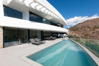 Alquiler Casa en Finestrelles. Espectacular casa de 634 m2 en amplia parcela de 990 m2 con camp