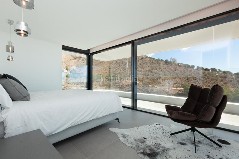 Foto 928ec1a3-8a26-4ddc-b98d-587c7816ecec. Rent house with heating parking pool in Finestrelles Esplugues de Llobregat