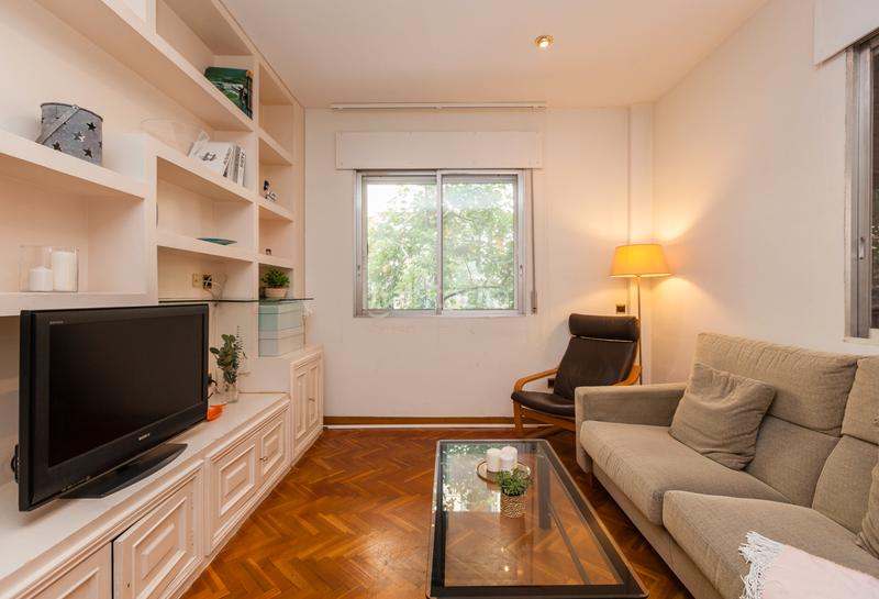 Foto a2a02505-a16d-45f9-8b65-af979ea54e51. Alquiler piso av. república argentina – piso amplio y luminoso con 4 habitaciones en Barcelona