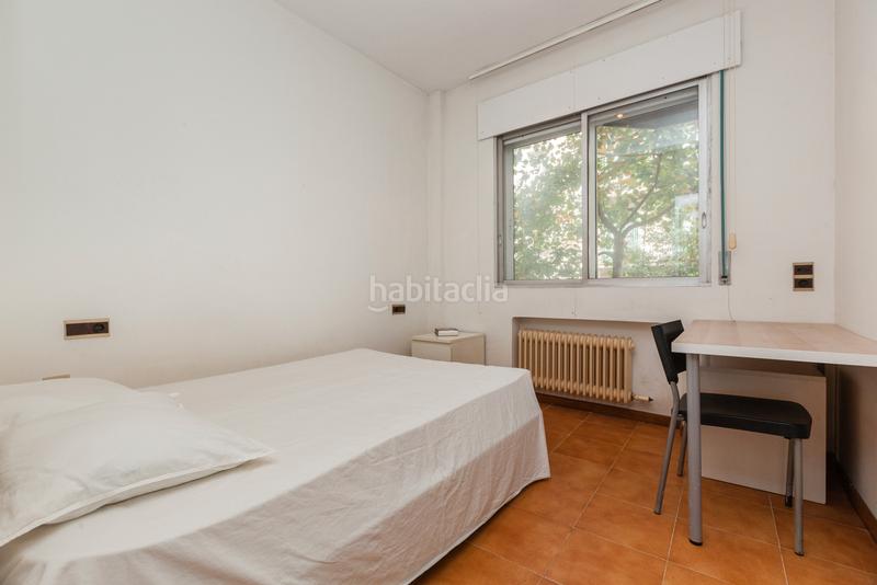 Foto a5aed277-7dc3-4fdc-938a-ae8af84abc4e. Alquiler piso av. república argentina – piso amplio y luminoso con 4 habitaciones en Barcelona