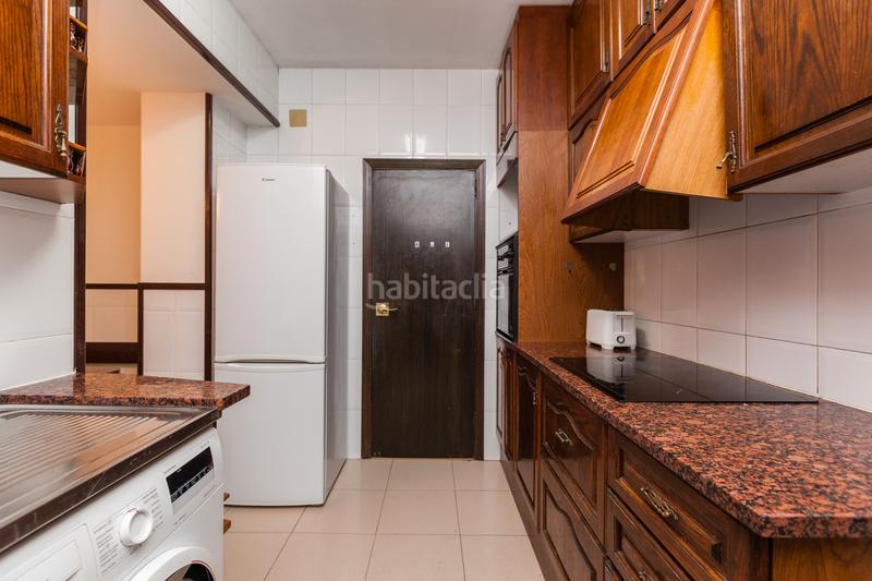 Foto da2e72ea-1f92-400d-947f-2fa339d5e57e. Alquiler piso av. república argentina – piso amplio y luminoso con 4 habitaciones en Barcelona