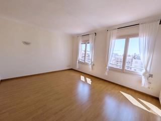 Location Appartement  Carrer de casanova. Carrer de casanova
