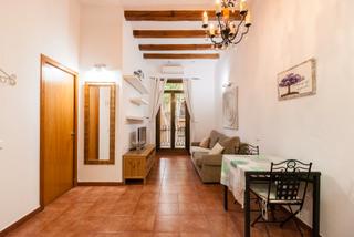 Miete Etagenwohnung  Carrer de margarit. Inmueble ubicado en el poble-sec, junto a la av. paral·lel y la