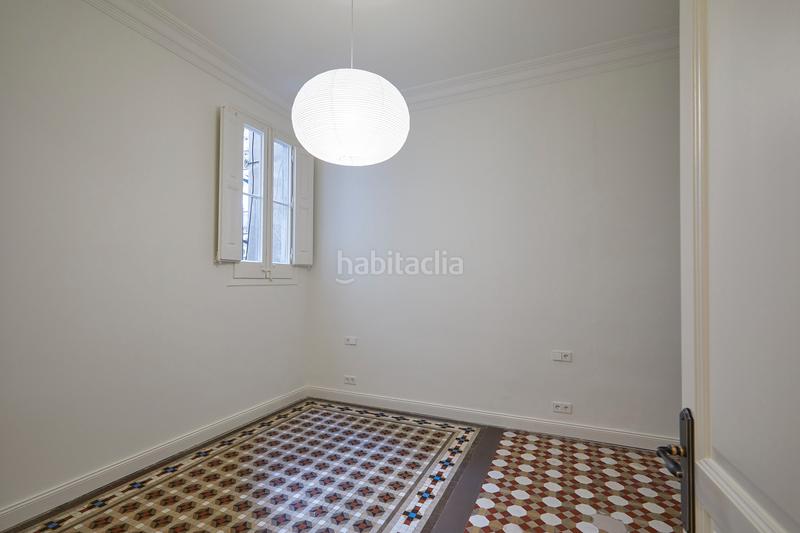 Foto b5173b9d-fa63-439e-954c-e821e6b4ab1f. Affitto appartamento con riscaldamento in L´Antiga Esquerra de l´Eixample Barcelona