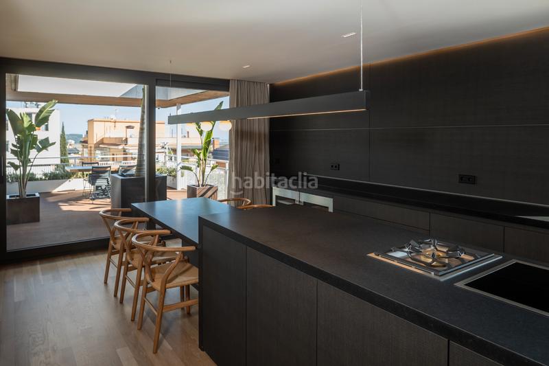 Foto 0c1abf3a-8427-493e-bd0e-cfbe99549972. Lloguer àtic amb calefacció aparcament a Sant Gervasi - Bonanova Barcelona