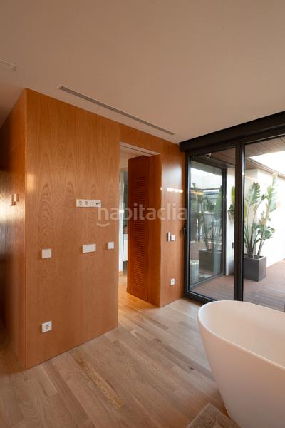 Foto c2ad7f10-fa84-4682-a2ba-d3eb0d6e4aa5. Lloguer àtic amb calefacció aparcament a Sant Gervasi - Bonanova Barcelona