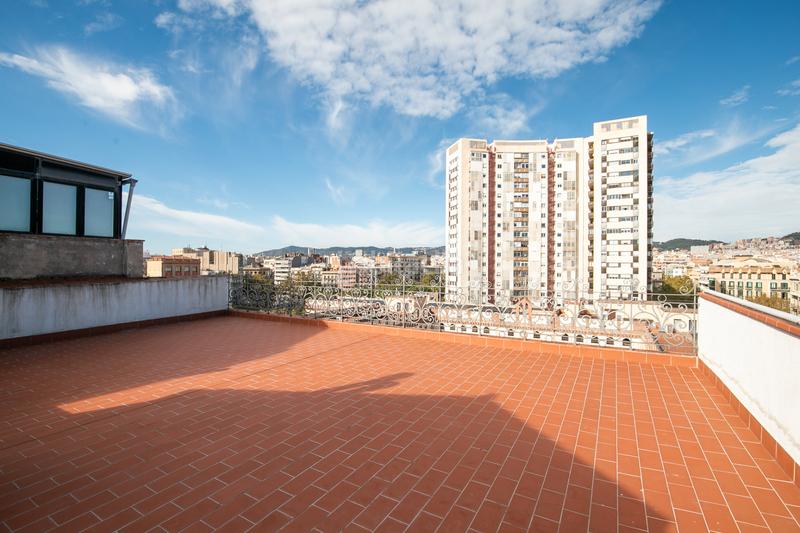 Foto f771c26d-aa19-438a-9654-6a43613f1800. Appartement avec chauffage dans Fort Pienc Barcelona