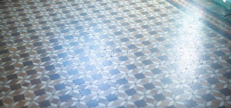 Foto 5325b718-ba22-44a6-ac3f-24c155b24fc4. Pis amb xemeneia calefacció a Dreta de l´Eixample Barcelona