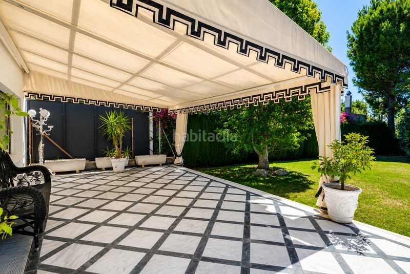 Foto 9c9ddca8-6e49-4cf3-a858-03a9767725ff. Casa amb aparcament piscina a Pedralbes Barcelona