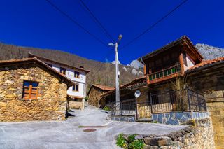 Maison à Barrio dobres 6a. Casa de piedra en dobres vega de liebana