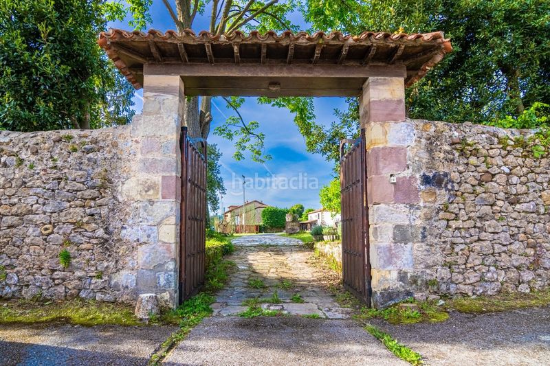 Foto f7385e94-4609-4bd3-8e12-a37c45ea0386. Casa a Reocín