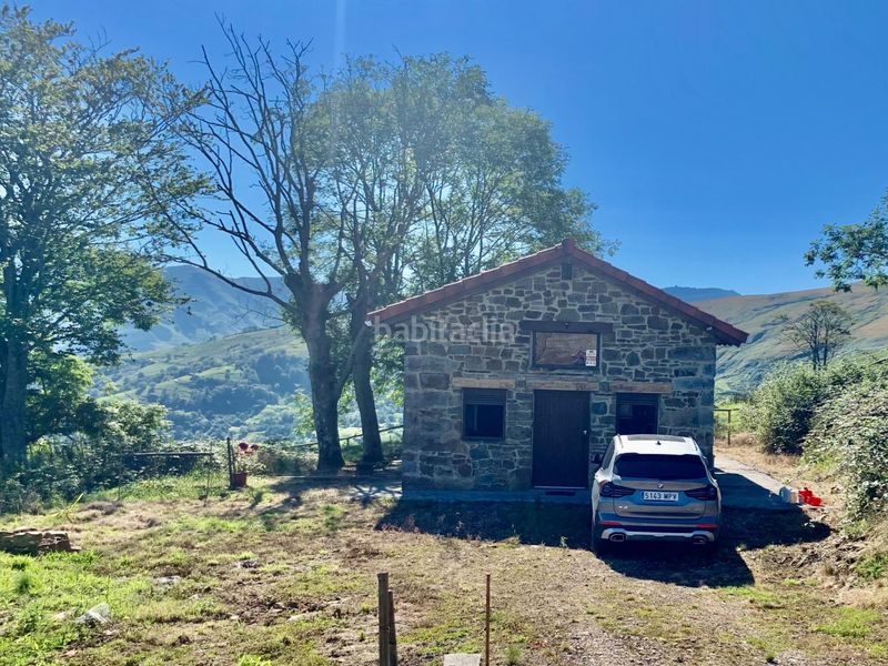 Foto a68eff1b-b81d-4462-9062-b71b620f252c. Casa amb aparcament a San Roque de Riomiera