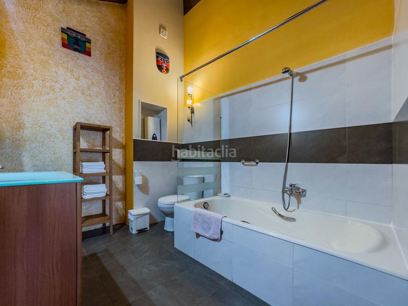 Foto 14889b07-0eeb-4f88-98e5-38f0ed980703. Casa amb calefacció aparcament a Polanco
