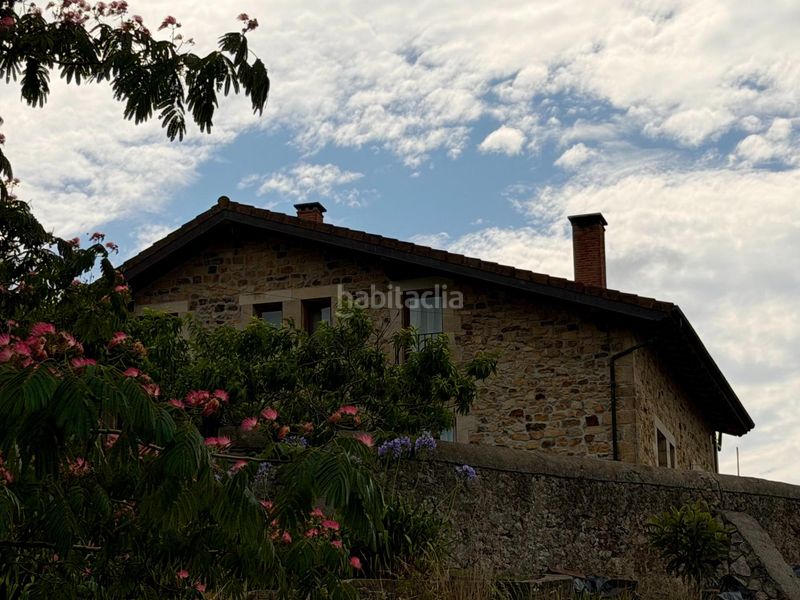 Foto 1d98f996-4939-465d-9318-6831f648a78b. Casa amb calefacció aparcament a Polanco