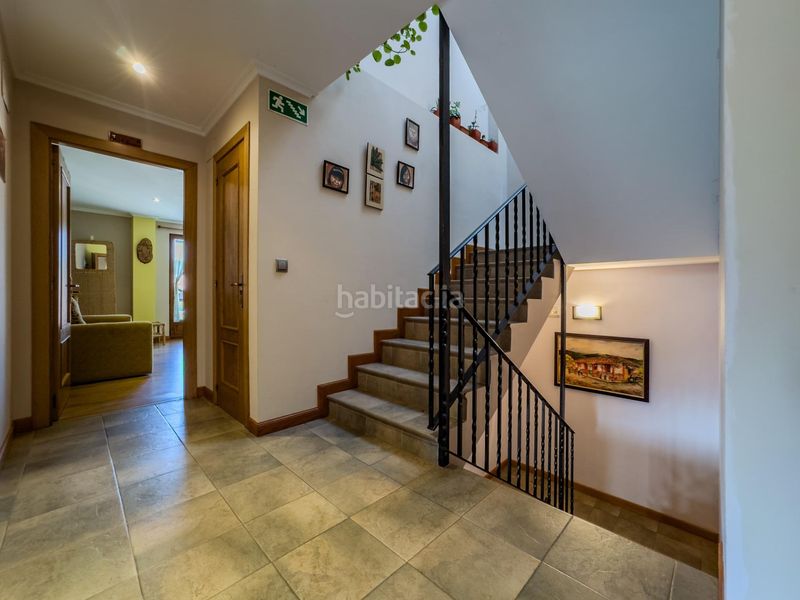 Foto 1f2c11a4-4af4-4180-8c7d-8d5ec4b7e906. Casa amb calefacció aparcament a Polanco