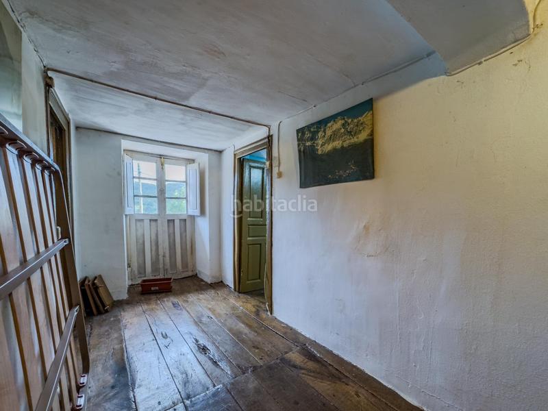 Foto 122ba3c4-78e6-4a1b-bbda-925fa6180c7b. Casa adossada a Polaciones