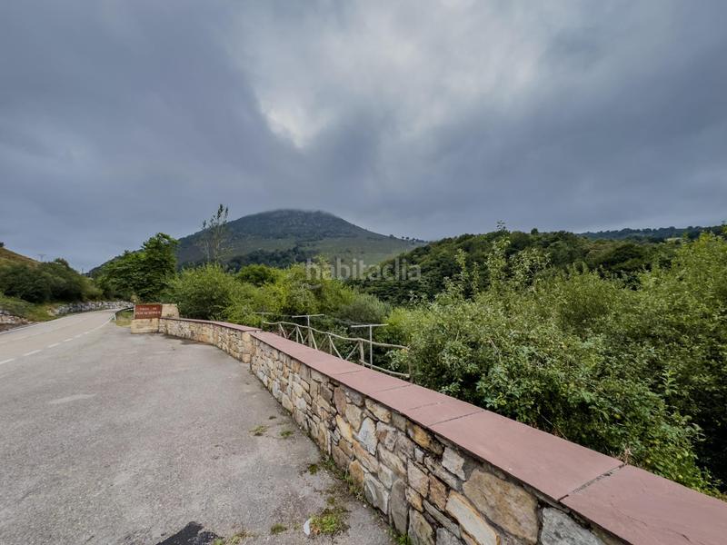 Foto 2ddaa839-1a6e-4096-8e35-51a9c2f67c8c. Casa adossada a Polaciones