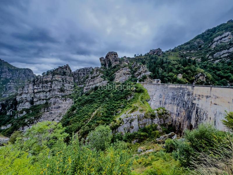 Foto 39fc1482-0a30-4c6b-addf-714c66a5c88f. Casa adossada a Polaciones