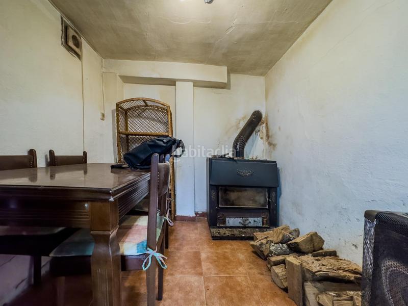 Foto 4a1c3ef2-8895-4d13-b2ca-a2fa07f506e1. Casa adossada a Polaciones