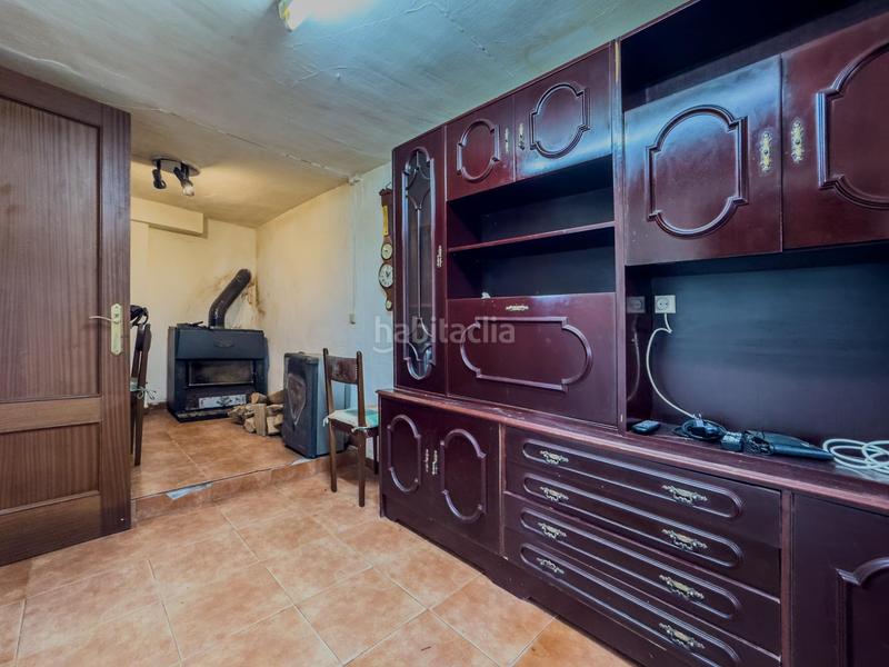 Foto 6d771f4b-46a9-4193-a678-f8da445e4d8d. Casa adossada a Polaciones