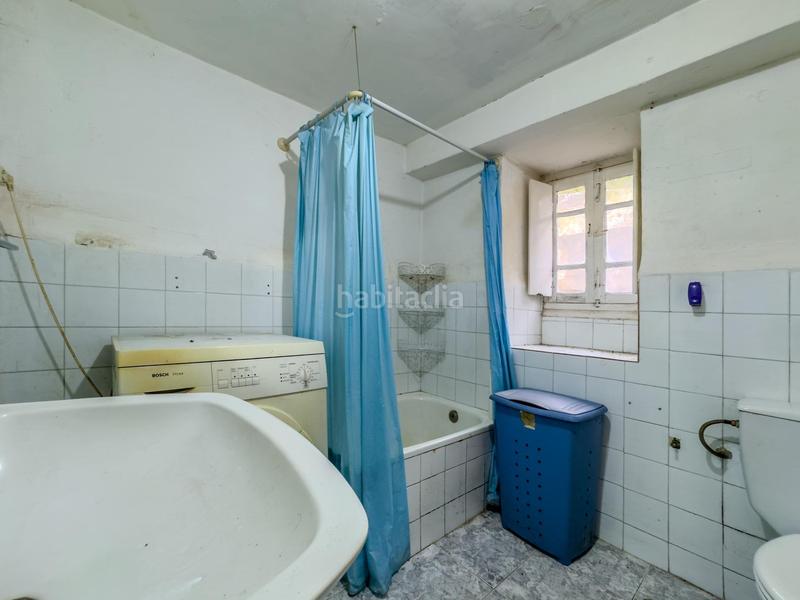 Foto 7ce83a5c-6893-41cd-8156-cd6d4f7d64bc. Casa adossada a Polaciones