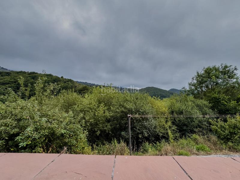 Foto b39a0add-00c6-4ba7-8ac6-c4cc6157aae4. Casa adossada a Polaciones