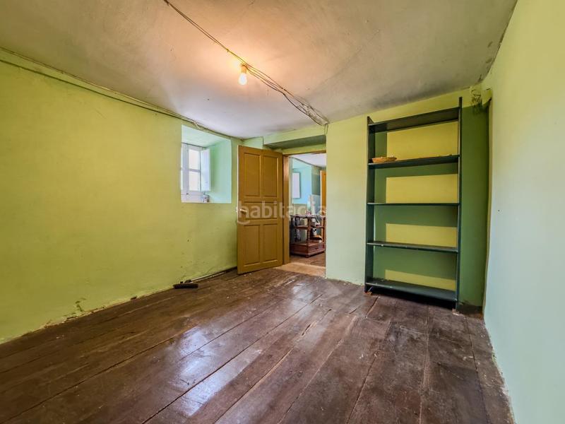 Foto c6a7715d-9f6b-4562-99ca-b7133c5cc386. Casa adossada a Polaciones