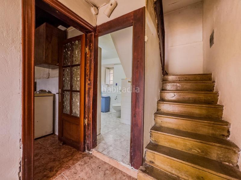 Foto d9d5f016-a836-43f6-97b8-7ab8ea8ed43f. Casa adossada a Polaciones