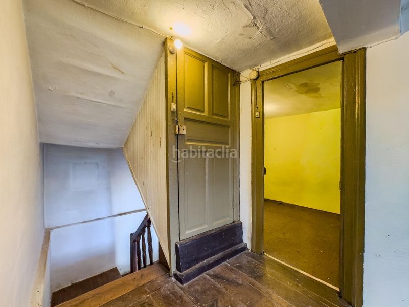 Foto f9c0dbec-5504-4669-8262-5ea4569fcba9. Casa adossada a Polaciones