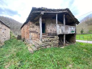 Maison jumelée  Calle de la carretera pandillo. Cabañas y terreno  en vega de pas pandillo