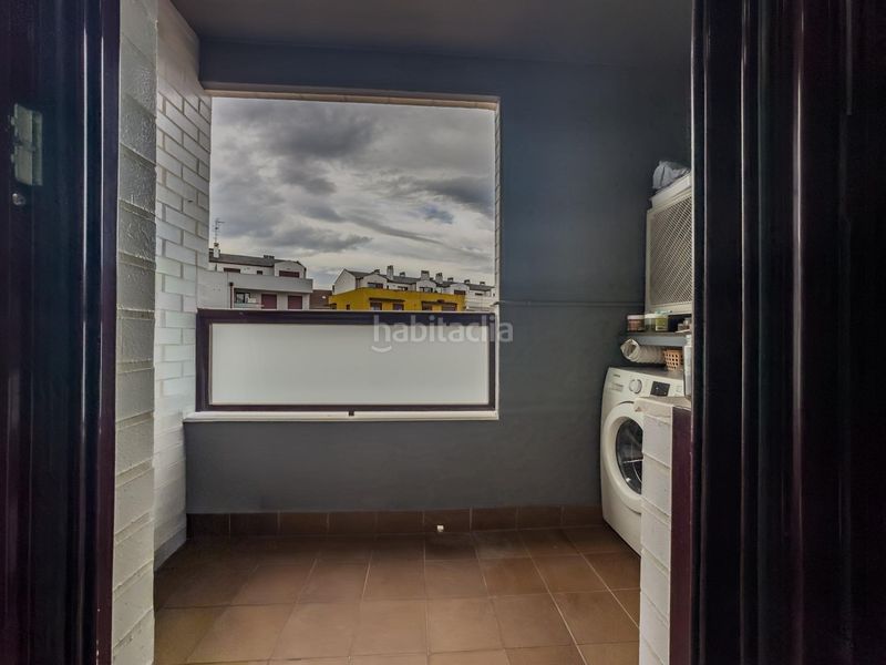 Foto f7d97003-f694-4f7c-ad53-42c99d2c4c1d. Pis amb calefacció aparcament piscina a Entrambasaguas