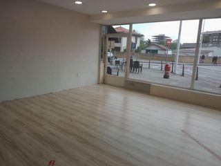 Miete Geschäftsraum in El Parque - Zapatón. Espacioso local en alquiler en la mejor zona de torrelavega