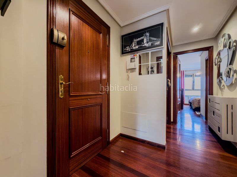 Foto 5b69aeef-76fa-4d2a-8ef4-266d4b1f7419. Pis amb aparcament a Valdenoja Santander